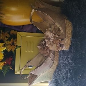 Chinese Landry Ilena 2 Sand Peeptoe Wedges